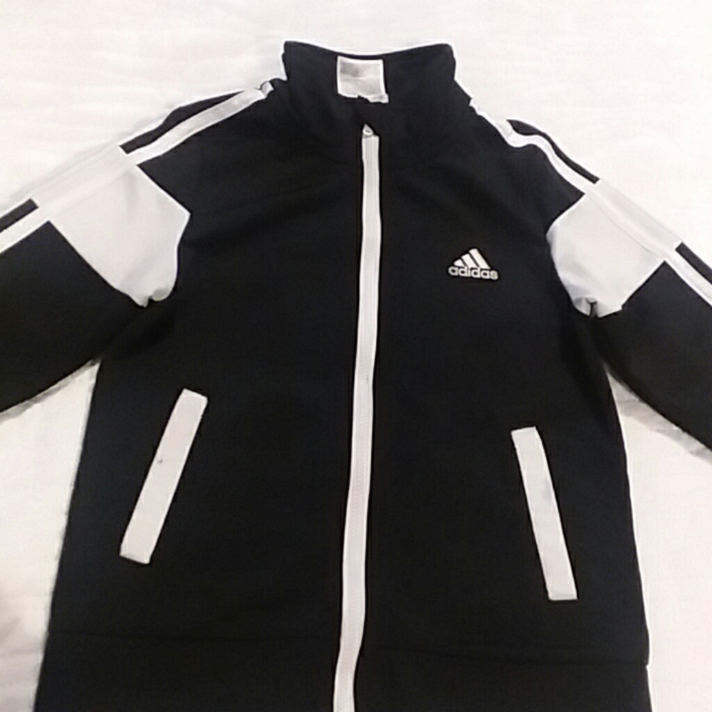 Adidas sweatshirt for boys!!